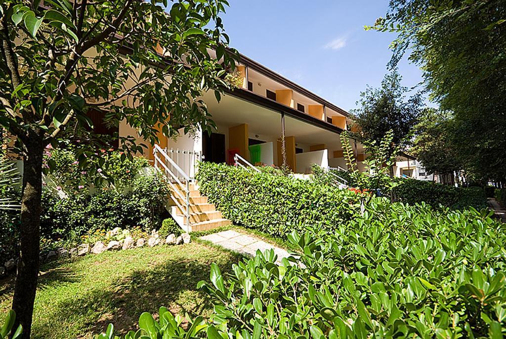 Residence Cinzia Pool Bibione Dış mekan fotoğraf