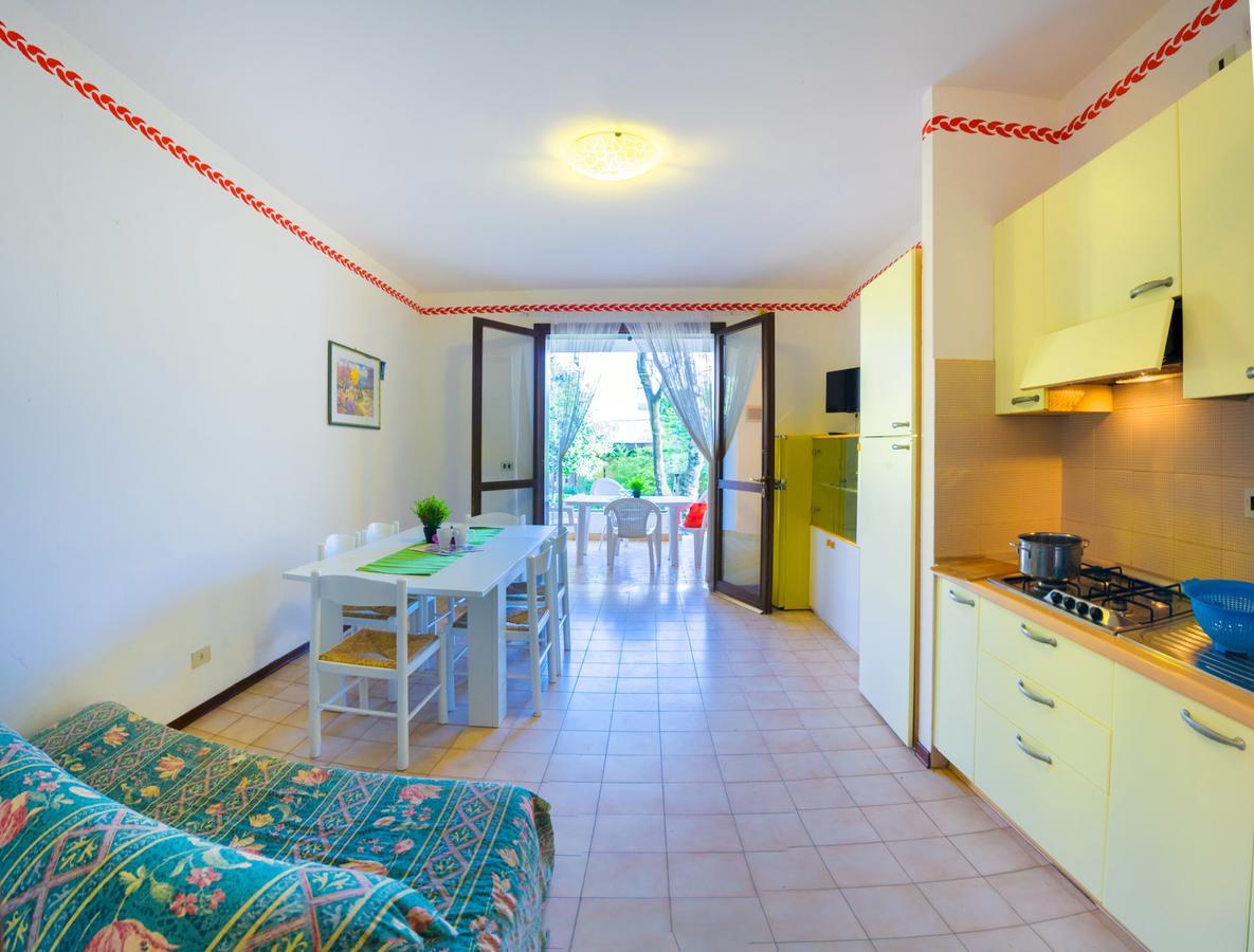 Residence Cinzia Pool Bibione Dış mekan fotoğraf